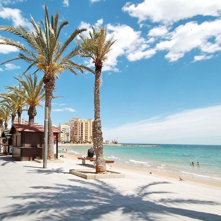 Zoa Happy Vacations Leilighet Torrevieja Eksteriør bilde