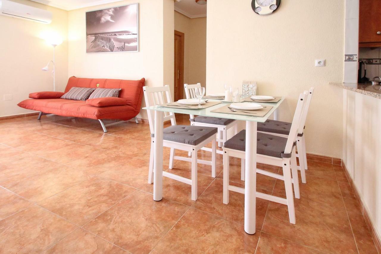 Zoa Happy Vacations Leilighet Torrevieja Eksteriør bilde